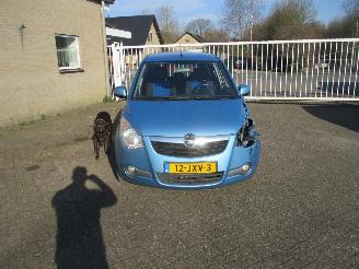 Opel Agila 1.0 Edition Airco NAP picture 2