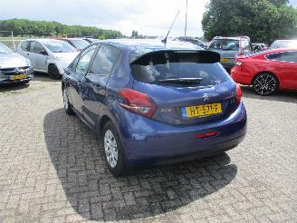 Peugeot 208 1.2 Pure T Urban Soul 1E Eig picture 5