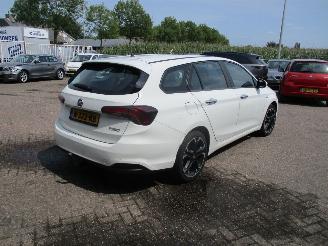 Fiat Tipo Stationwagon 1.4 Street picture 7
