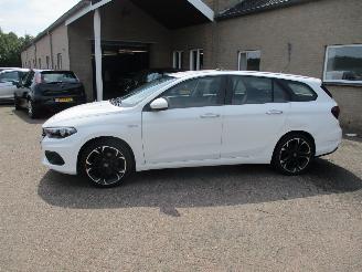 Fiat Tipo Stationwagon 1.4 Street picture 4