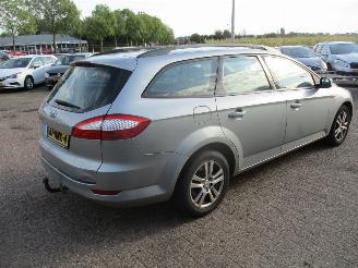 Ford Mondeo 2.0-16V Trend Wagon picture 7