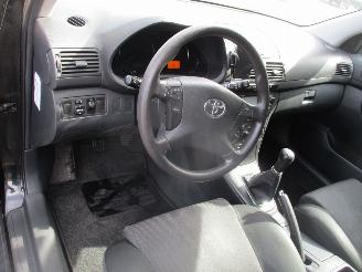 Toyota Avensis 1.6 VVTi Terra Wagon picture 15