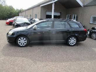 Toyota Avensis 1.6 VVTi Terra Wagon picture 4