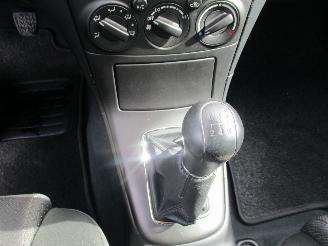 Toyota Avensis 1.6 VVTi Terra Wagon picture 21