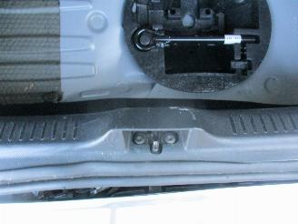 Renault Clio 0.9 TCe Expression 5drs picture 12