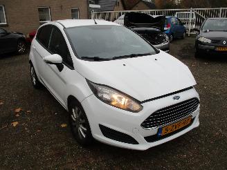 Coche accidentado Ford Fiesta 1.0 Style 5drs 2015/3