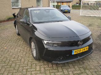 Coche accidentado Opel Astra 1.2 Turbo Edition 1E EIG NAP 2025/1