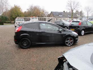 Ford Fiesta 1.6 ST2 picture 8
