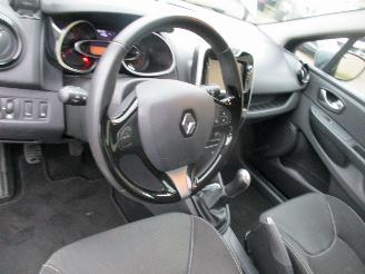 Renault Clio 0.9 Tce Iconic picture 23