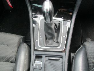 Volkswagen Golf 1.2 TSI HighLine Aut NAP picture 21