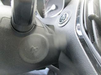 Ford B-Max 1.0 EcoBoost Titanium picture 28