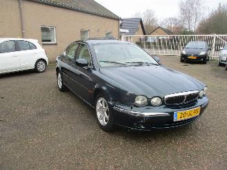 škoda osobní automobily Jaguar X-type 2.0 V6 EXECUTIVE 2002/5