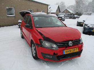 damaged passenger cars Volkswagen Polo 1.2-12V BL.m Comfl 5drs 2013/2