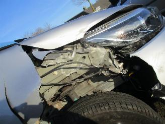 Renault Captur 1.2 TCe Dynamique Aut NAP picture 12