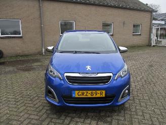 Peugeot 108 1.0 E -VTI BLUE L. EX picture 2