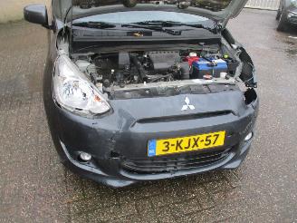 Mitsubishi Space-star 1.2 Instyle Aut NAP picture 9