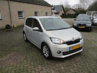 krockskadad bil auto Skoda Citigo 1.0 Grt. Elegance 2013/1