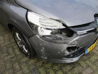 Renault Clio 1.5 dCi Dynamique picture 9