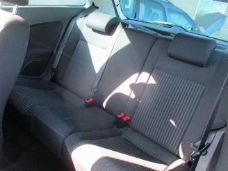 Volkswagen Polo 1.4-16V Highline picture 35