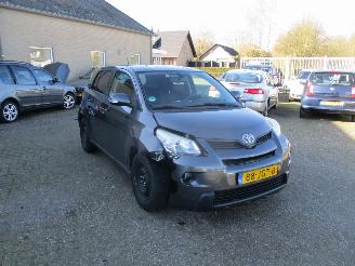 Schadeauto Toyota Urban Cruiser 1.3 VVT-i Dynamic 2009/5
