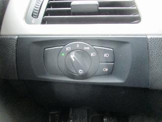 BMW 3-serie 320i High Executive picture 21