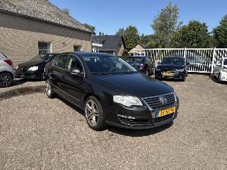 Vaurioauto  passenger cars Volkswagen Passat 2.0 FSI Comfortline 2006/6