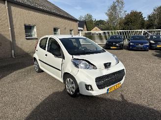 Auto incidentate Peugeot 107 1.0-12V XR AIRCO 2011/12