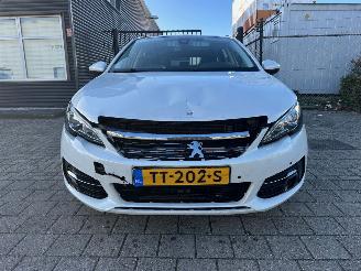 Peugeot 308 1.2 PureTech Automaat Blue Lease Premium picture 2