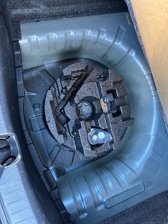 Nissan Micra 0.9 IG-T Tekna picture 7