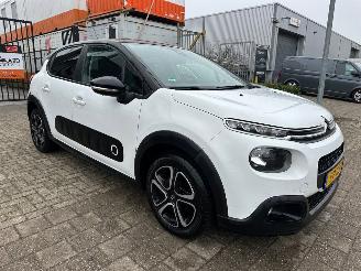 Voiture accidenté Citroën C3 1.2 PureTech Feel Edition 2018/1
