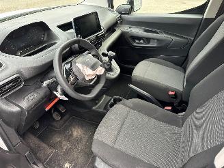 Peugeot Partner 1.5 BlueHDi 100 S&S L1 picture 16