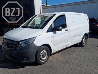 Vrakbiler auto Mercedes Vito Vito (447.6), Van, 2014 1.6 111 CDI 16V 2015/12