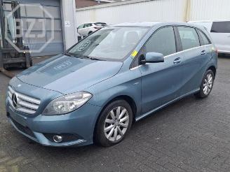 demontáž osobní automobily Mercedes B-klasse B (W246), Hatchback, 2011 / 2018 1.8 B-180 CDI BlueEFFICIENCY 16V 2013
