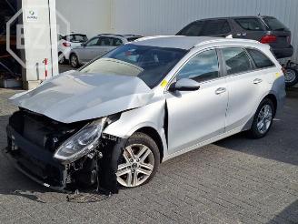 Vrakbiler auto Kia Cee d Ceed Sportswagon (CDF), Combi 5-drs, 2018 1.0i T-GDi 12V 2022/10