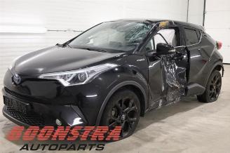 demontáž osobní automobily Toyota C-HR C-HR (X1,X5), SUV, 2016 1.8 16V Hybrid 2018/3