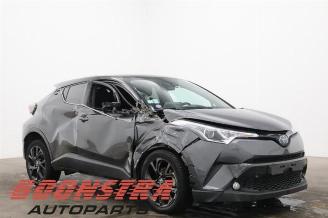 Toyota C-HR C-HR (X1,X5), SUV, 2016 1.8 16V Hybrid picture 2
