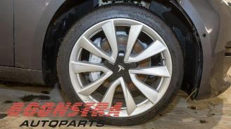 Tesla Model 3 Model 3, Sedan, 2017 EV AWD picture 16