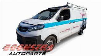 Vrakbiler auto Opel Vivaro Vivaro, Van, 2019 2.0 Diesel 145 2024/1