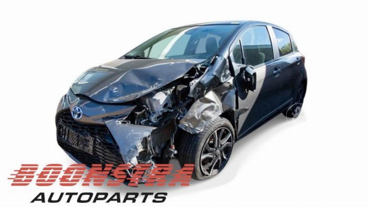 Toyota Yaris Yaris III (P13), Hatchback, 2010 / 2020 1.5 16V Hybrid