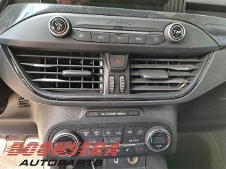 Ford Focus Focus 4, Hatchback, 2018 1.0 Ti-VCT EcoBoost 12V 125 picture 13