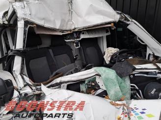 Volkswagen Crafter Crafter (SY), Bus, 2016 2.0 TDI FWD picture 15