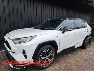 Uttjänta bilar auto Toyota Rav-4 RAV4 (A5), Terreinwagen, 2018 2.5 Plug-in Hybrid 16V AWD 2021/11