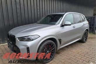 Vrakbiler auto BMW X5 X5 (G05), SUV, 2018 xDrive50e 3.0 24V 2024/1