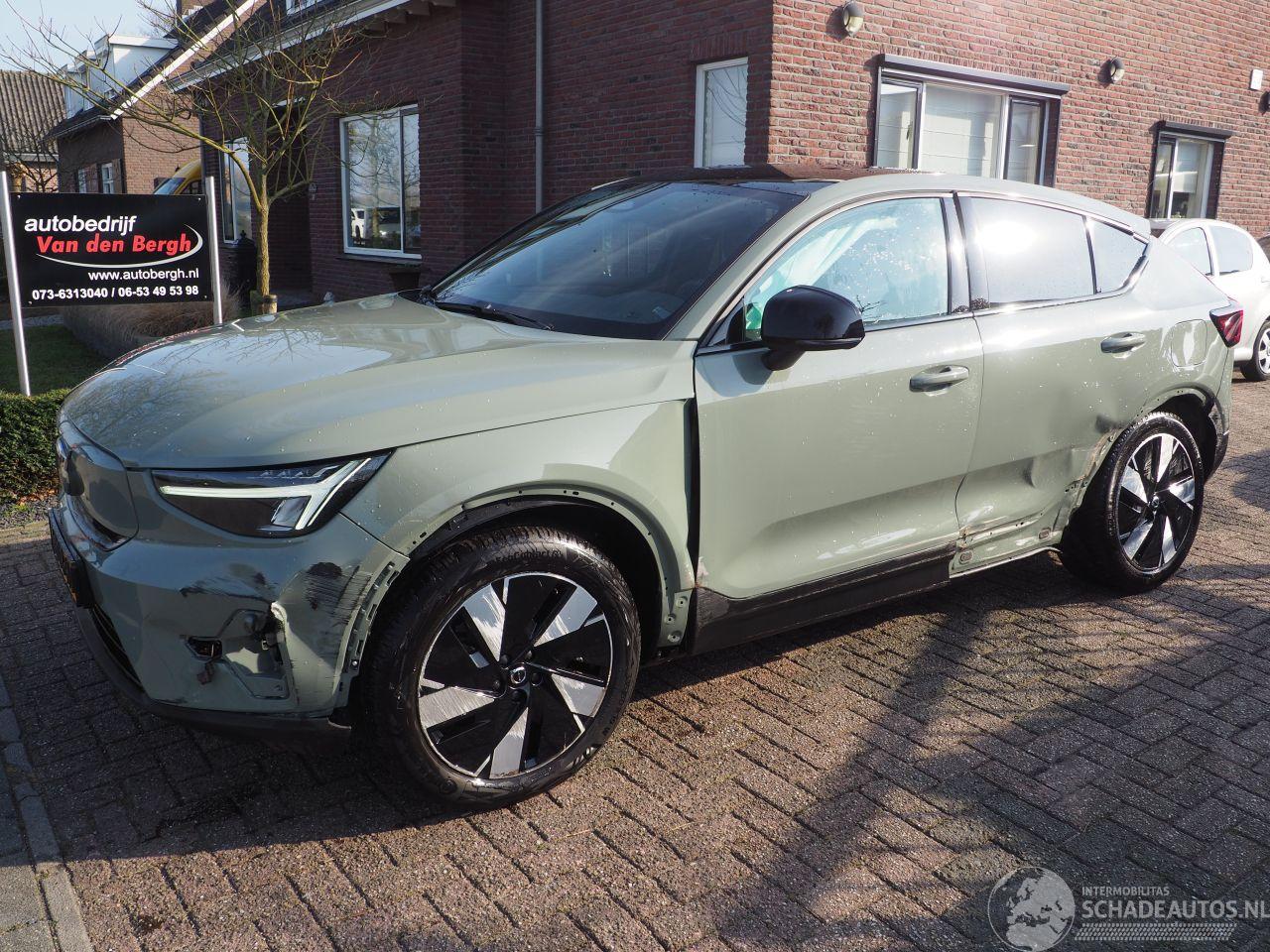 Volvo C-40 Single Motor Recharge Core 69 Kwh