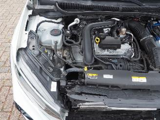 Volkswagen Taigo 1.0 TSI R-Line DSG picture 15