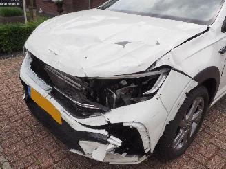 Volkswagen Taigo 1.0 TSI R-Line DSG picture 9