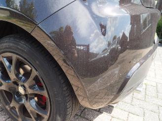 Alfa Romeo MiTo 0.9 TwinAir Esclusivo picture 7