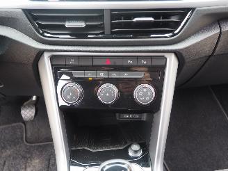 Volkswagen T-Roc 1.0 TSI Life picture 25