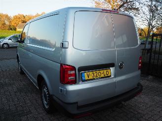 Volkswagen Transporter 2.0 TDI L1H1 picture 6