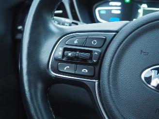 Kia Niro 1.6 GDI Hybrid ExecutiveLine picture 14